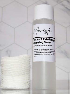 15% AHA Exfoliating & Cleansing Toner (10% Glycolic acid + 5% Lactic acid) 180ml