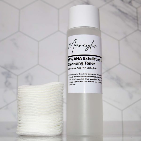 15% AHA Exfoliating & Cleansing Toner (10% Glycolic acid + 5% Lactic acid) 180ml